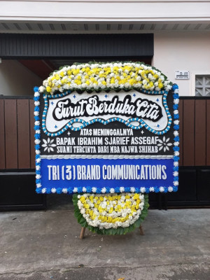 Papan Bunga Duka di Yaniruma